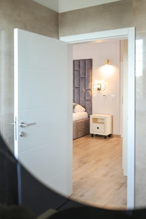 Castello Exclusive Rooms With Breakfast - By Ta Leut Agency Privlaka  Exterior photo